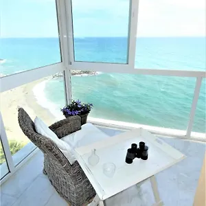 La Perla En Playa Semi Privada , Benalmádena España